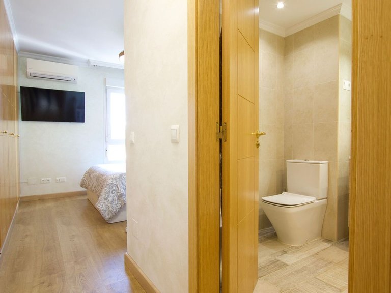 Apartment for Sale in Nueva Andalucía, Malaga 26