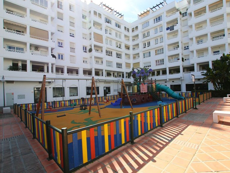 Apartment for Sale in Nueva Andalucía, Malaga 42