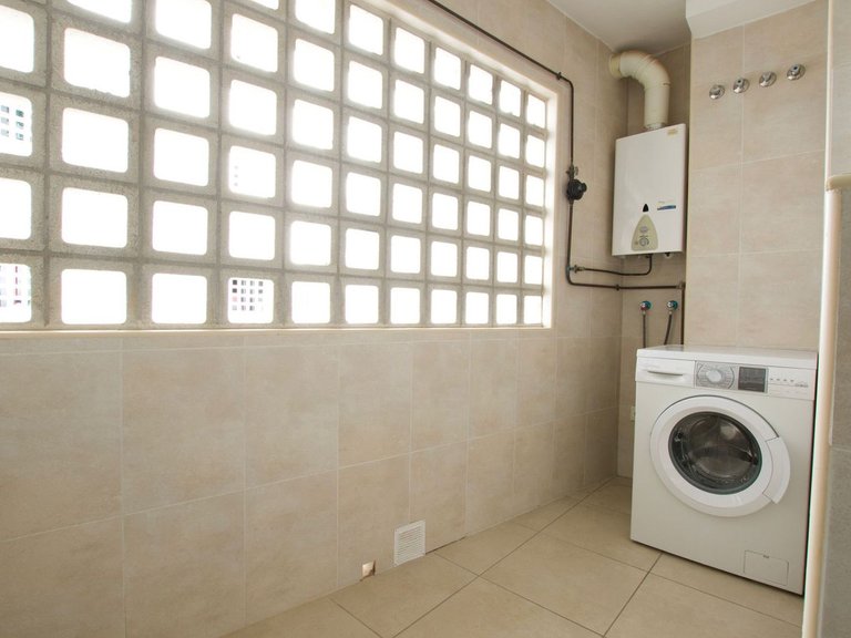 Apartment for Sale in Nueva Andalucía, Malaga 9