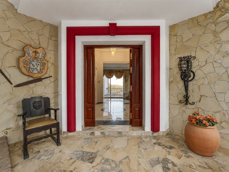 Villa for Sale in Costa del Sol Hacienda Las Chapas, Malaga 10