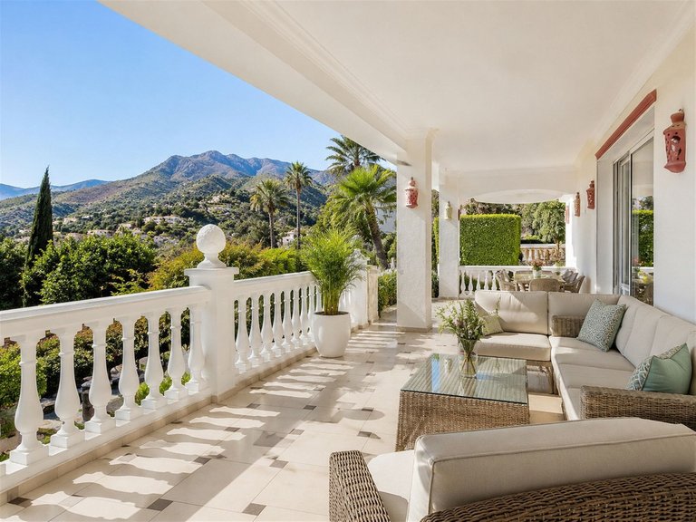 Villa for Sale in Costa del Sol Hacienda Las Chapas, Malaga 25