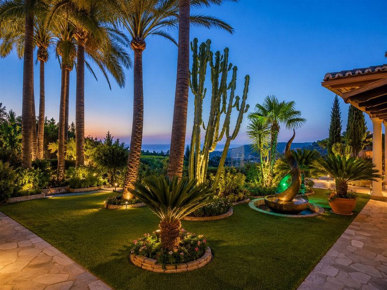 Villa for Sale in Costa del Sol Hacienda Las Chapas, Malaga 7