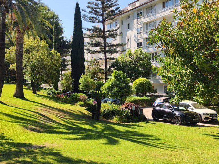 Apartment for Sale in Marbella, Malaga 36