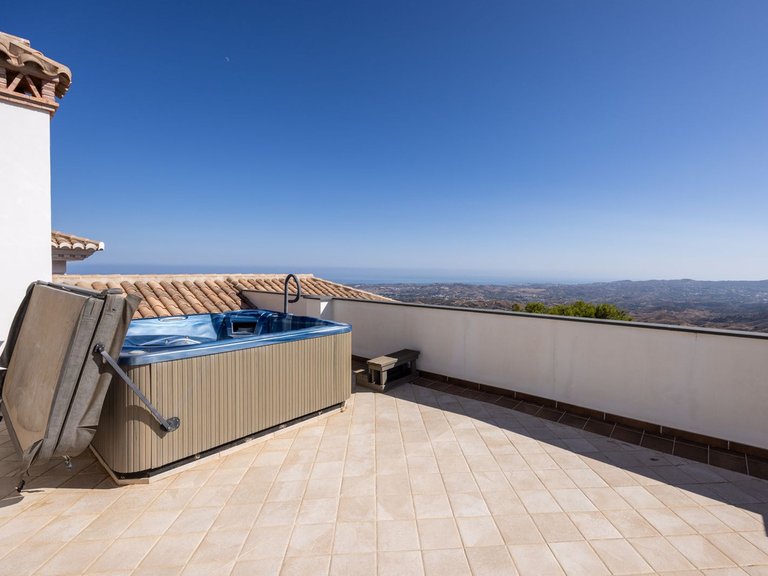 Villa for Sale in Mijas, Malaga 35