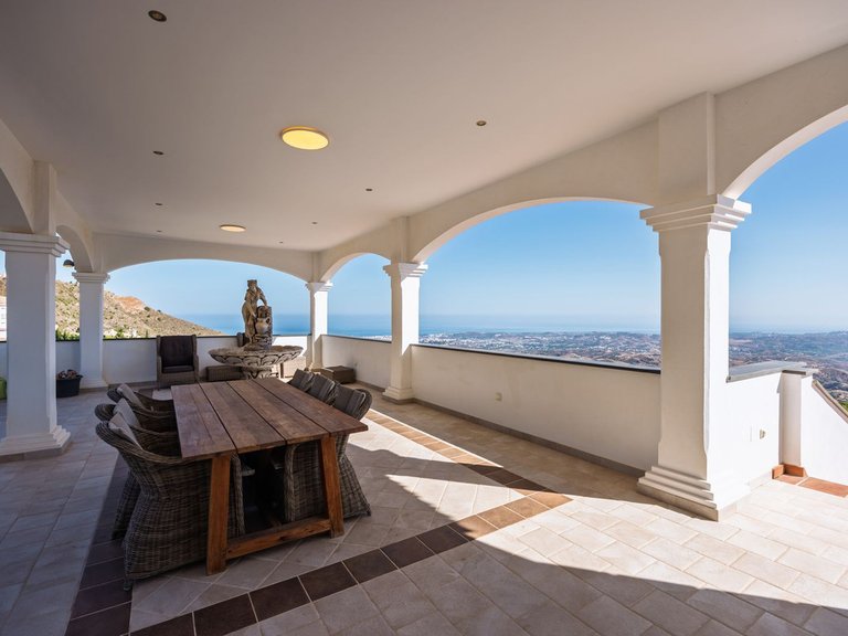 Villa for Sale in Mijas, Malaga 5