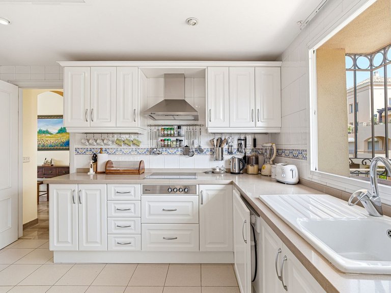 Apartment for Sale in Elviria, Malaga 16