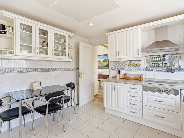 Apartment for Sale in Elviria, Malaga 17