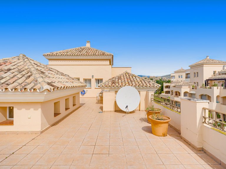 Apartment for Sale in Elviria, Malaga 31