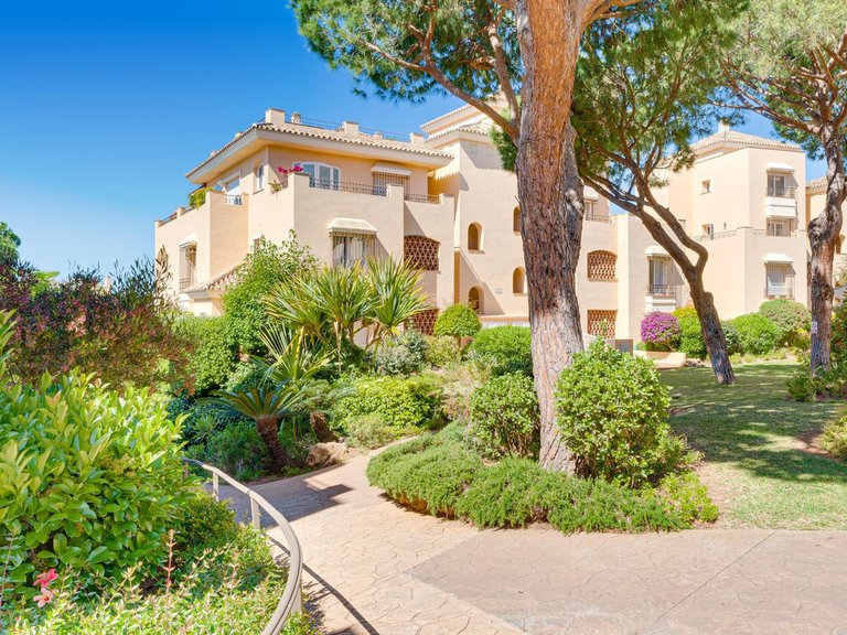 Apartment for Sale in Elviria, Malaga 40