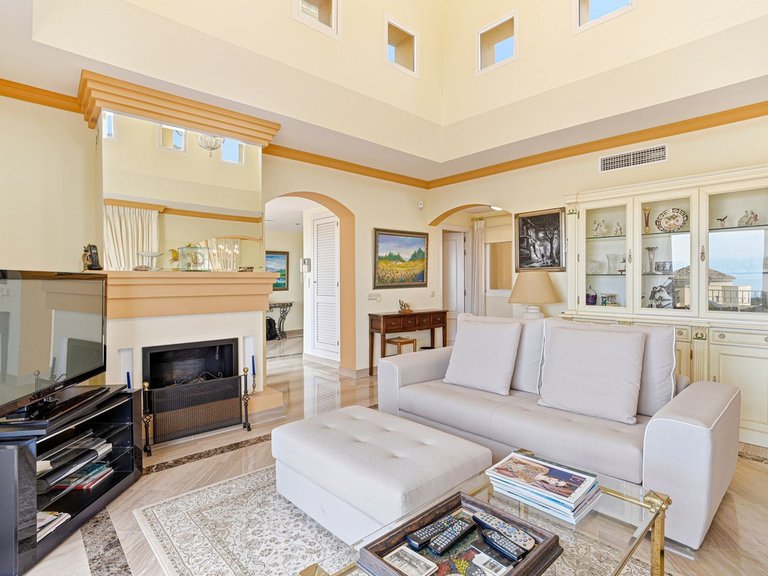 Apartment for Sale in Elviria, Malaga 7