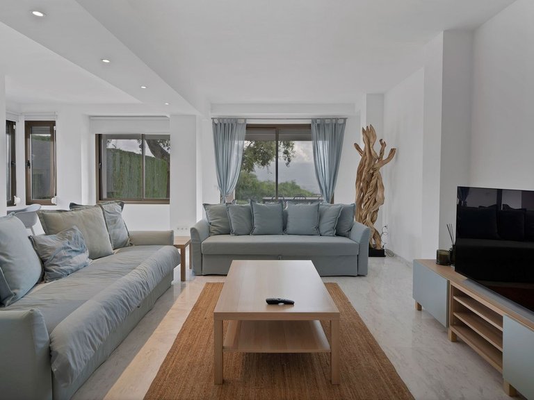 Apartment for Sale in La Mairena, Malaga 11