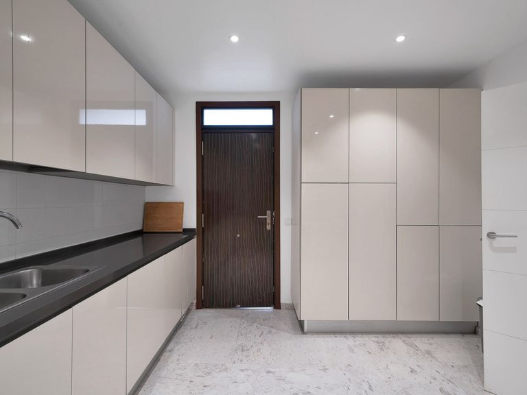 Apartment for Sale in La Mairena, Malaga 4