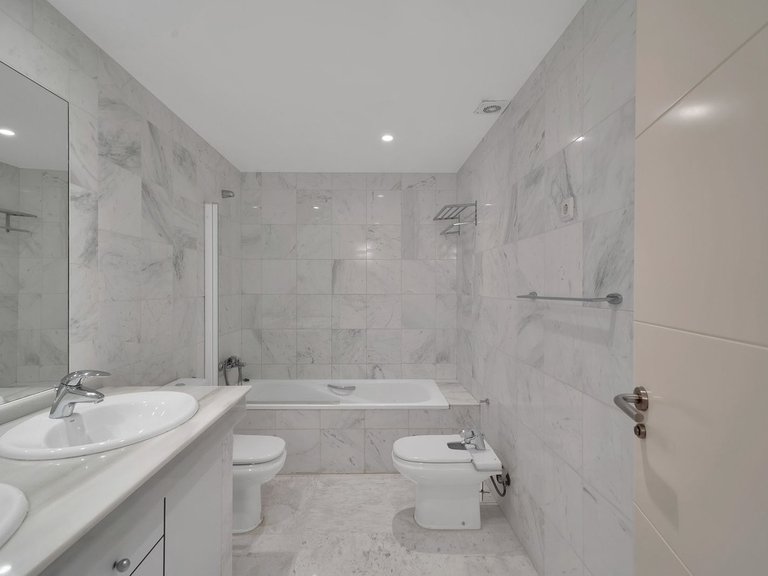 Apartment for Sale in La Mairena, Malaga 9