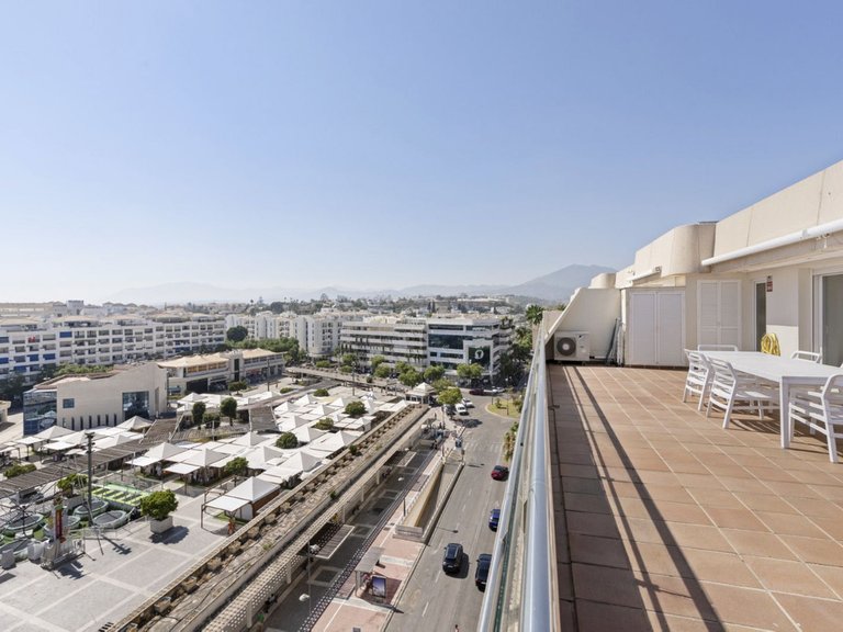 Apartment for Sale in Puerto Banús, Malaga 31