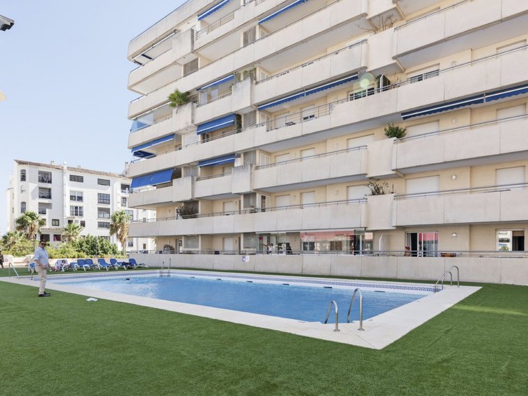 Apartment for Sale in Puerto Banús, Malaga 33