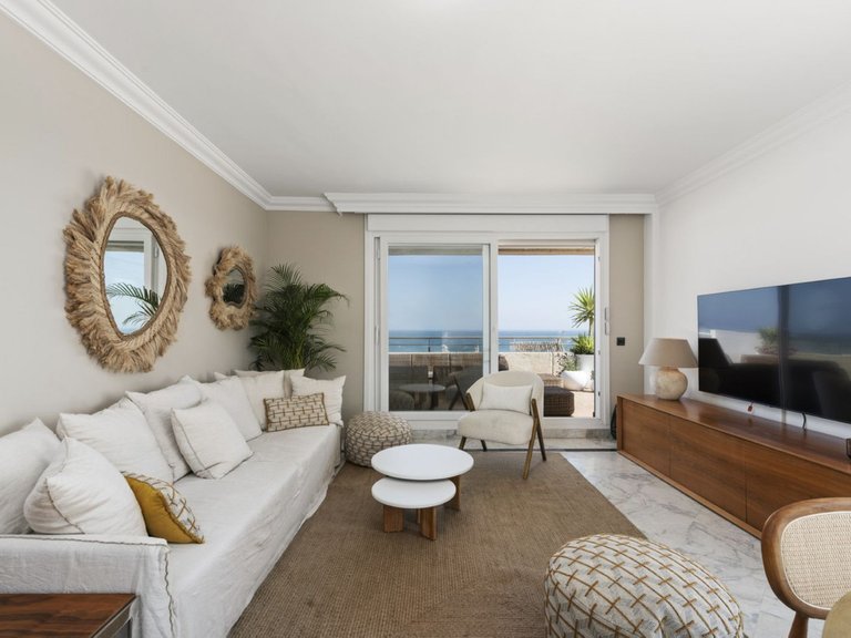 Apartment for Sale in Puerto Banús, Malaga 7