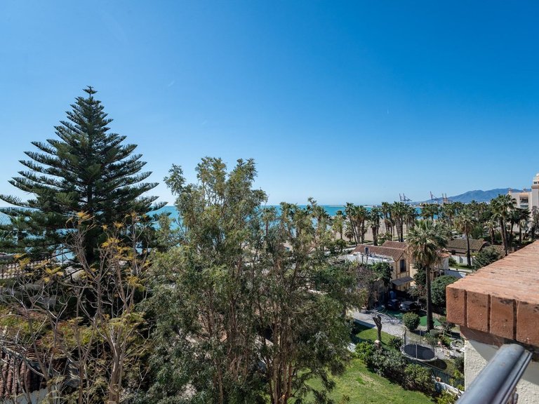Apartment for Sale in Monte Sancha, Malaga 26