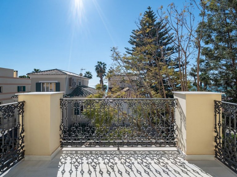 Apartment for Sale in Monte Sancha, Malaga 8