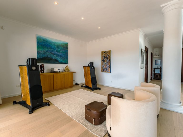 Villa for Sale in Benahavís, Malaga 10
