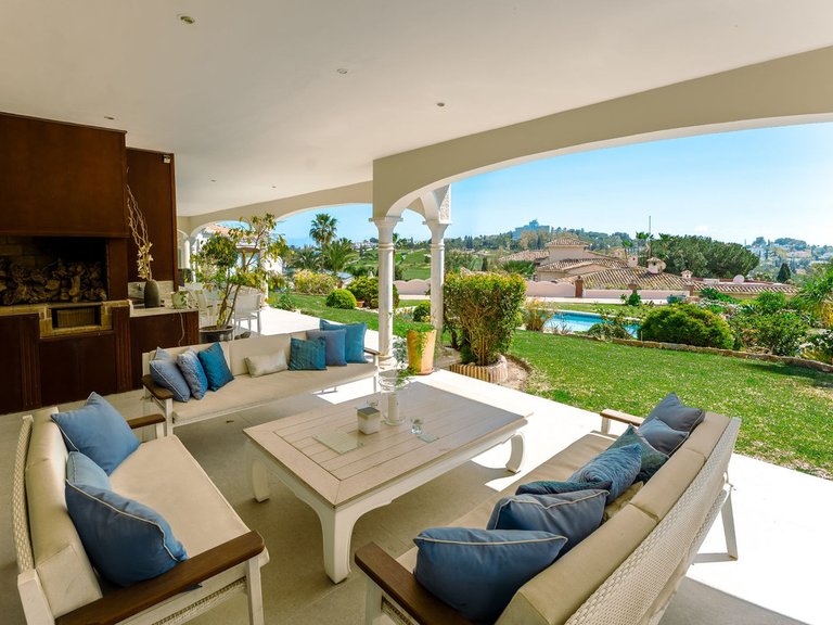 Villa for Sale in Benahavís, Malaga 14