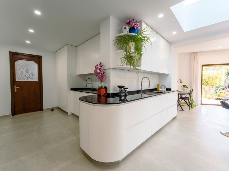 Villa for Sale in Benahavís, Malaga 23