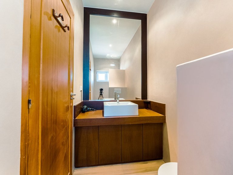 Villa for Sale in Benahavís, Malaga 38