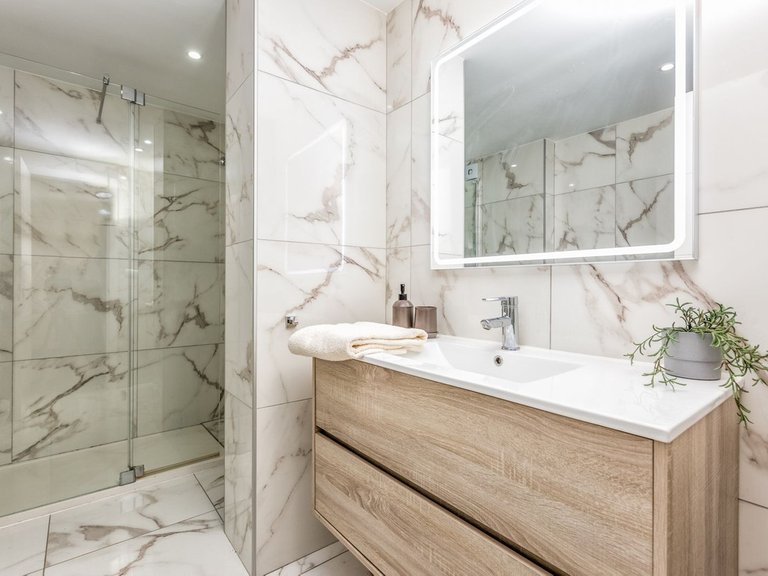 Apartment for Sale in Nueva Andalucía, Malaga 13