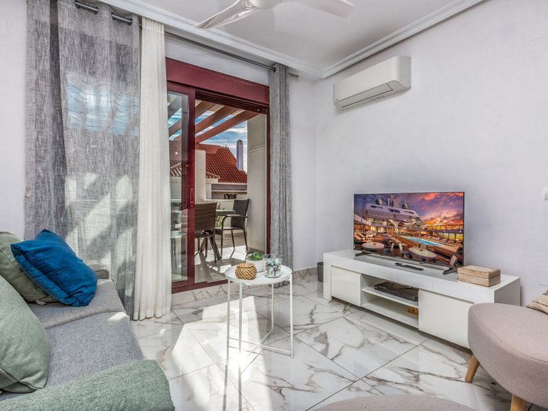 Apartment for Sale in Nueva Andalucía, Malaga 15