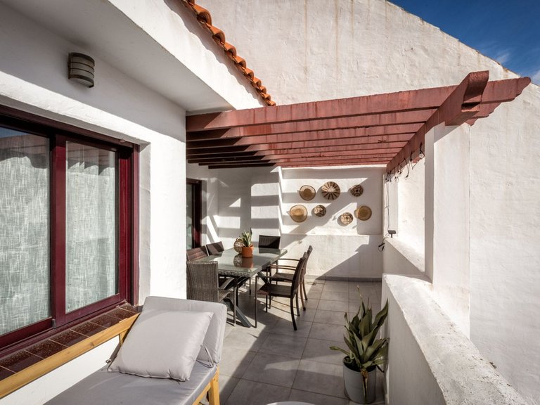 Apartment for Sale in Nueva Andalucía, Malaga 16