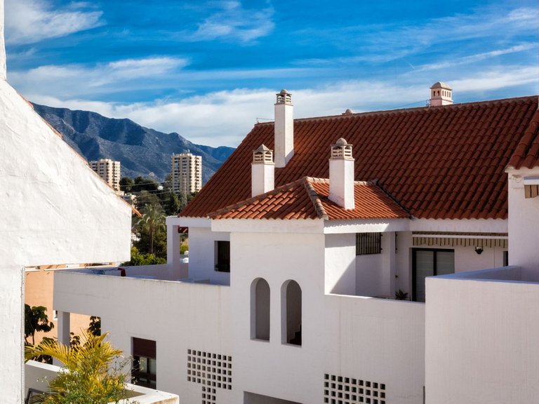 Apartment for Sale in Nueva Andalucía, Malaga 17