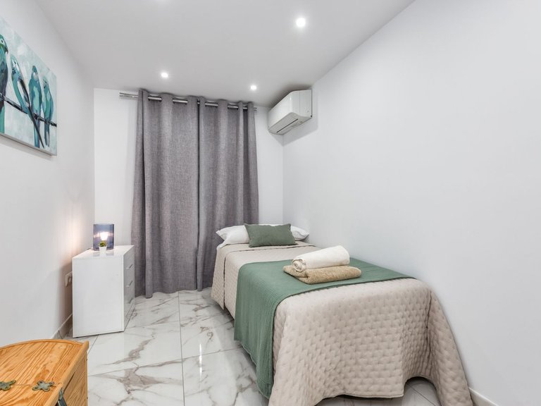 Apartment for Sale in Nueva Andalucía, Malaga 18