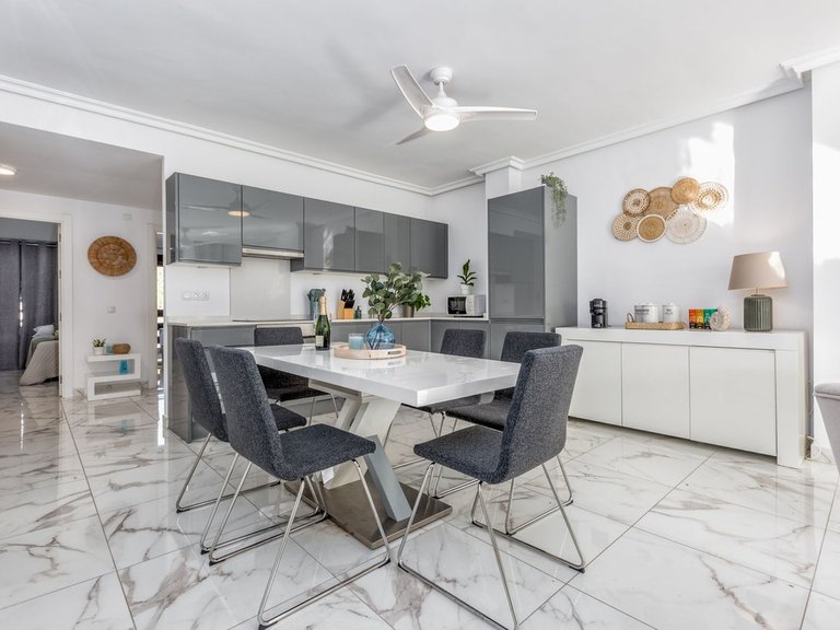 Apartment for Sale in Nueva Andalucía, Malaga 4