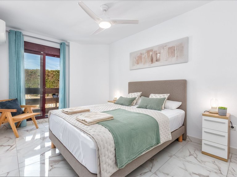 Apartment for Sale in Nueva Andalucía, Malaga 9