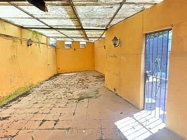 Commercial for Sale in El Paraiso, Malaga 4