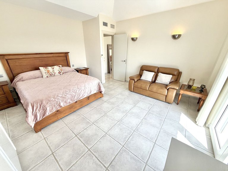 Villa for Sale in Mijas Golf, Malaga 29