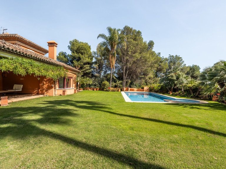 Villa for Sale in Marbella, Malaga 4