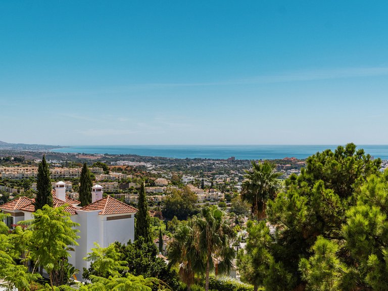 Apartment for Sale in Benahavís, Malaga 41