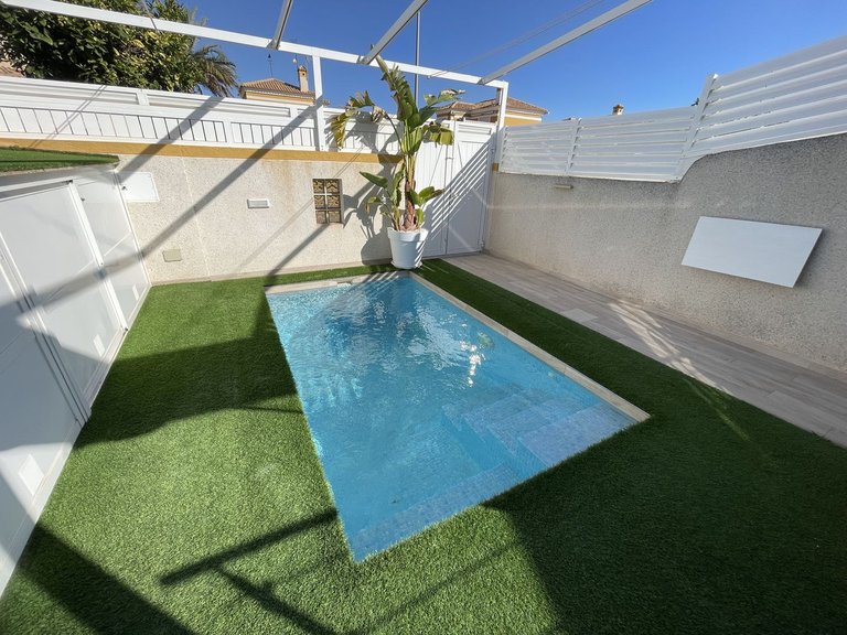 Villa for Sale in Torre De La Horadada, Alicante 2