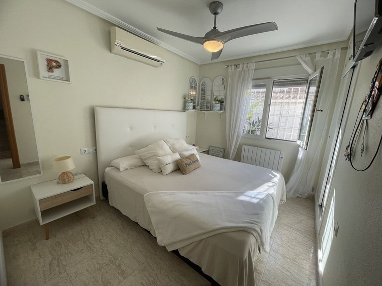 Villa for Sale in Torre De La Horadada, Alicante 21