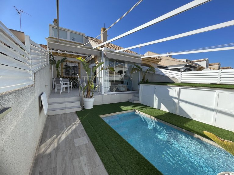 Villa for Sale in Torre De La Horadada, Alicante 40