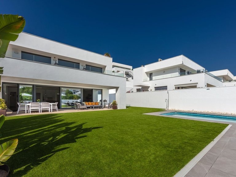 Villa for Sale in La Duquesa, Malaga 10