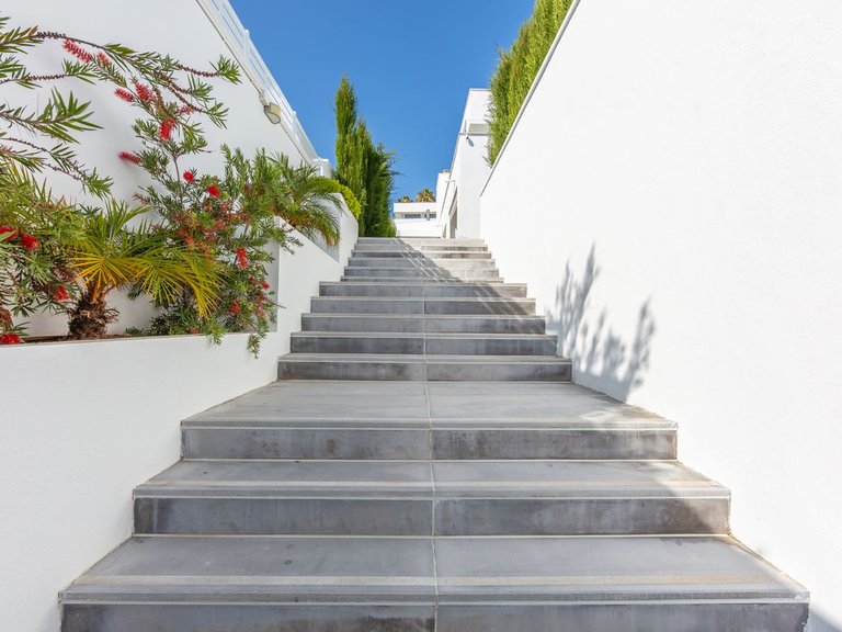 Villa for Sale in La Duquesa, Malaga 11