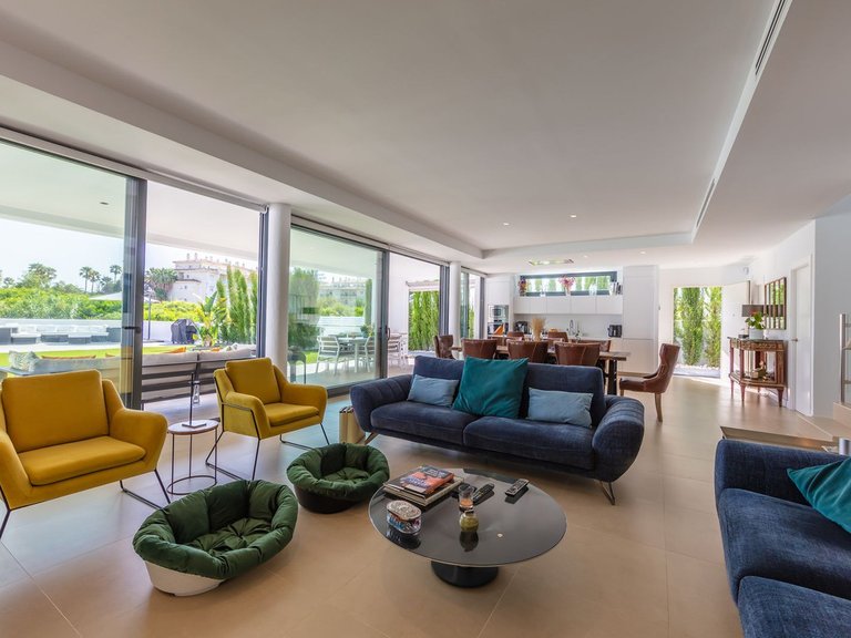 Villa for Sale in La Duquesa, Malaga 22