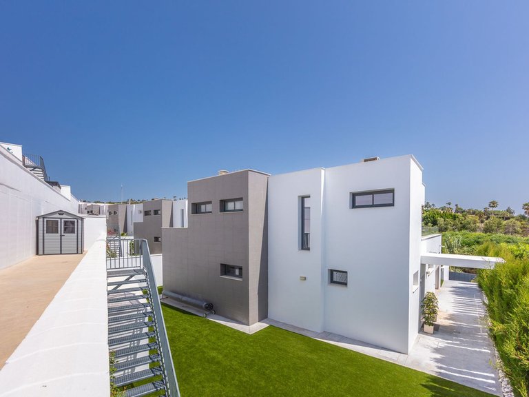 Villa for Sale in La Duquesa, Malaga 32