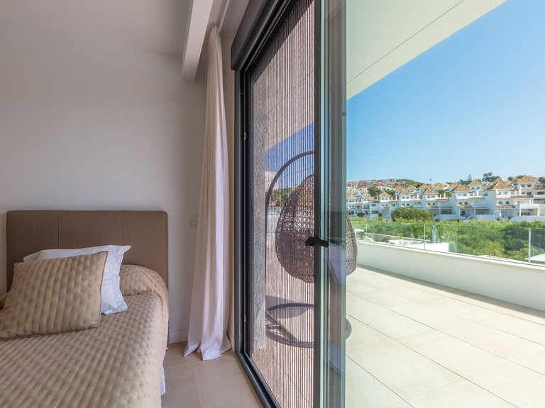 Villa for Sale in La Duquesa, Malaga 54