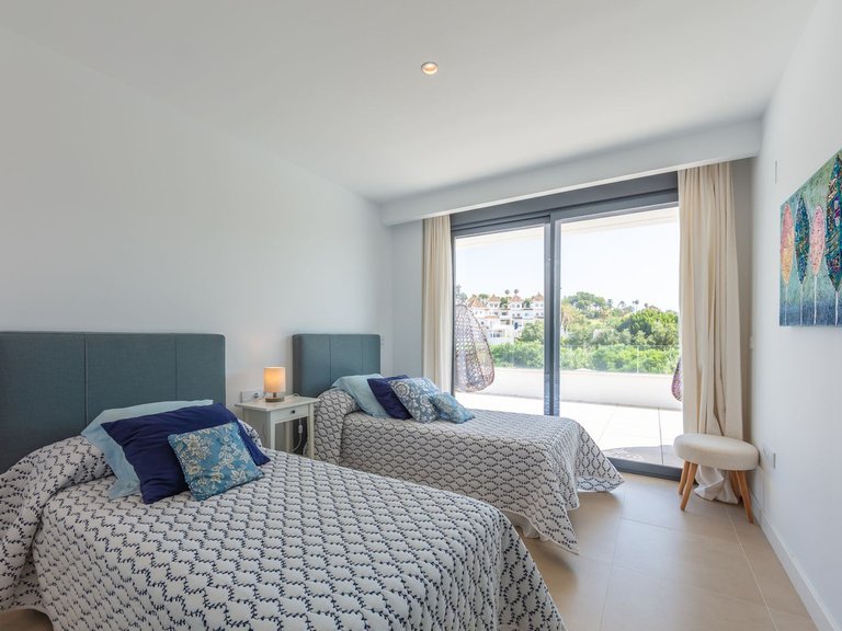 Villa for Sale in La Duquesa, Malaga 64