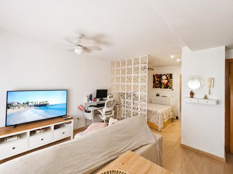Apartment for Sale in Benalmadena Costa, Malaga 1