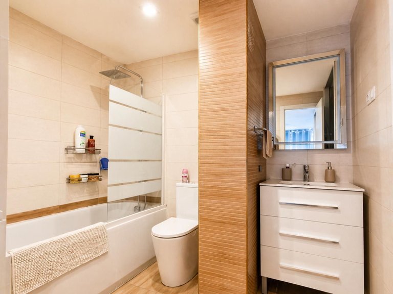 Apartment for Sale in Benalmadena Costa, Malaga 15