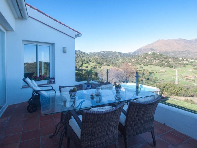 Villa for Sale in Casares, Malaga 18