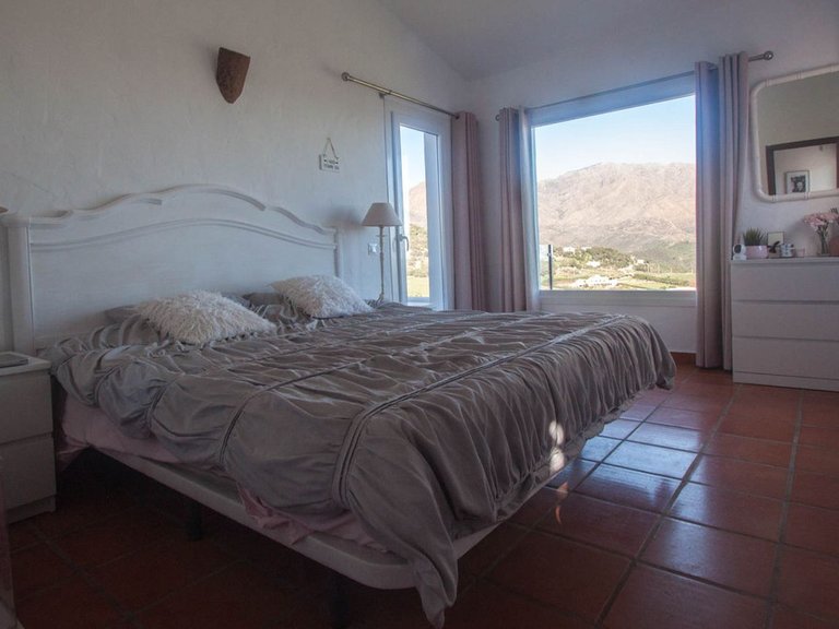 Villa for Sale in Casares, Malaga 22